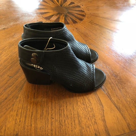 Booties - Picture 4 of 5